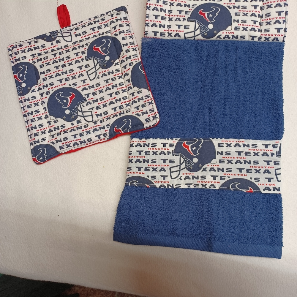 Houston Texans Hanging Kitchen Towel and Potholder Set